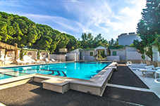 Pine Bay Club Hotel